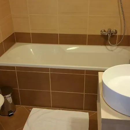 401 - S Apartmánmi Crocus .