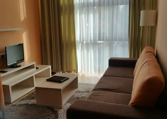 401 - S Apartmanmi Crocus . Lejlighed